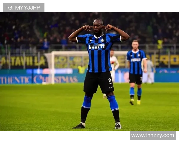 卢卡库的逆袭之路：从低谷到巅峰的奋斗故事与职业生涯回顾